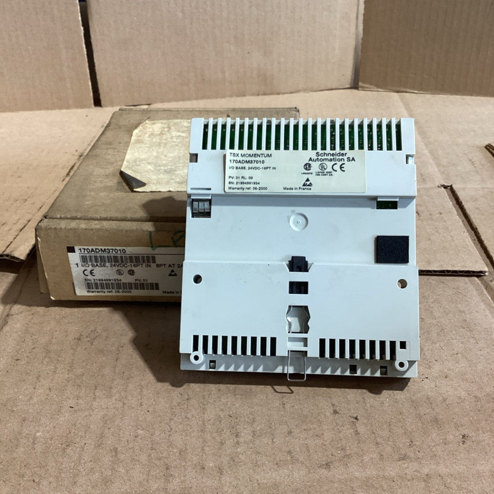 Modicon Schneider Momentum 170ADM37010 New 170 ADM 37010 PLC