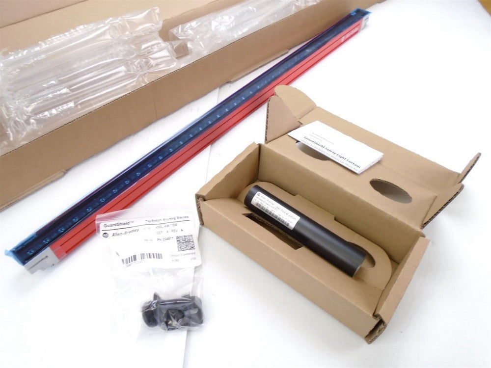 Allen Bradley 450L-E4HL0750YD - GUARDSHIELD Line E 750-30mm TRANSCEIVER 412710