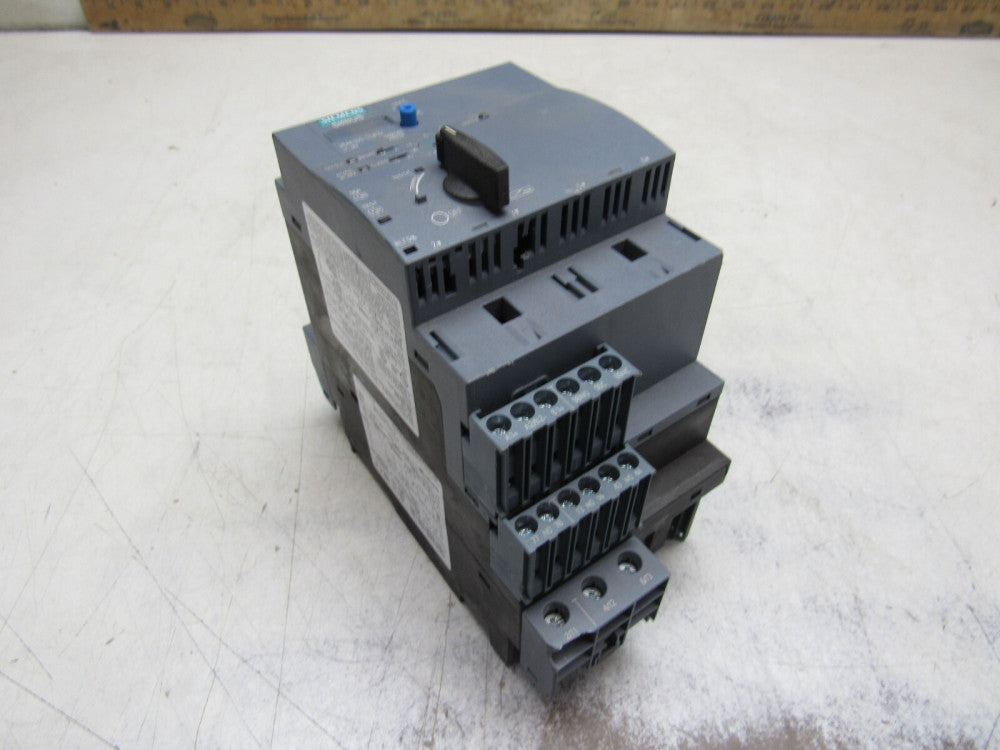 SIEMENS SIRIUS MOTOR CONTROLLER 3RA6250-1CB32 1-4AMP NICE USED TAKEOUT M/OFFER !