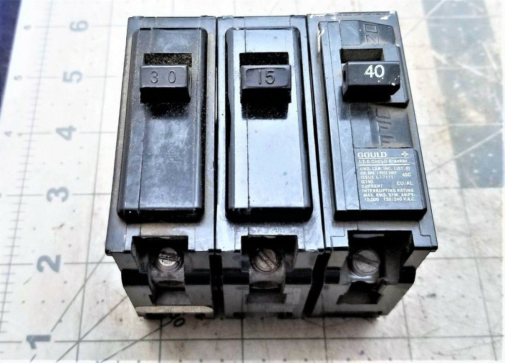 ITE EQP-115 / EQP-130 / EQP-140 1 Pole Circuit Breaker 15,30 & 40 Amp   [C4B4]