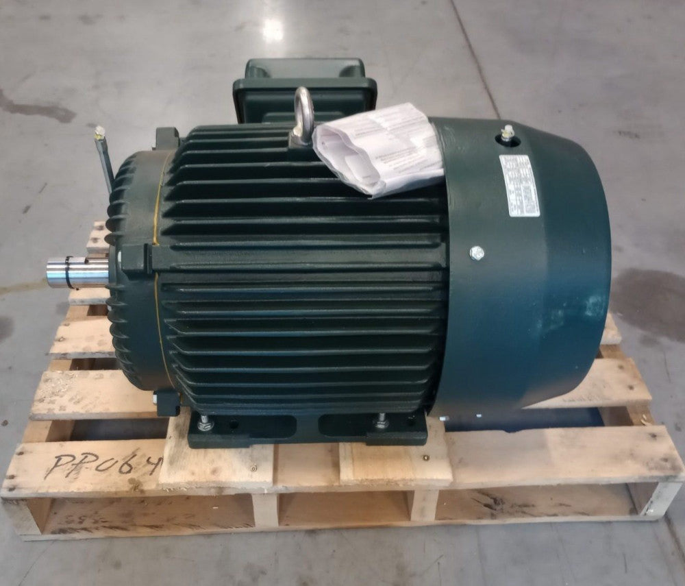 Toshiba 0302XSSB41B-P Electric Motor 30hp 3ph 3540/2920rpm 380/460V TEFC 286TS