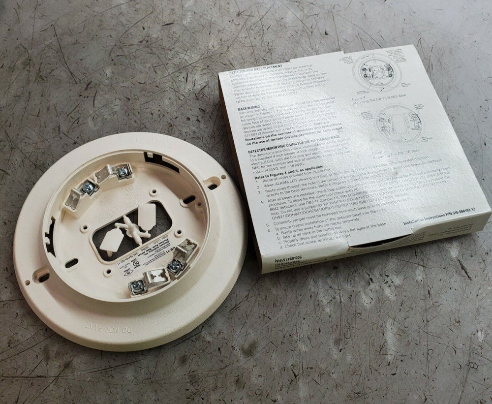NEW SIEMENS 500-094151 SMOKE DETECTOR BASE FIRE ALARM DB-11/-11E/8853