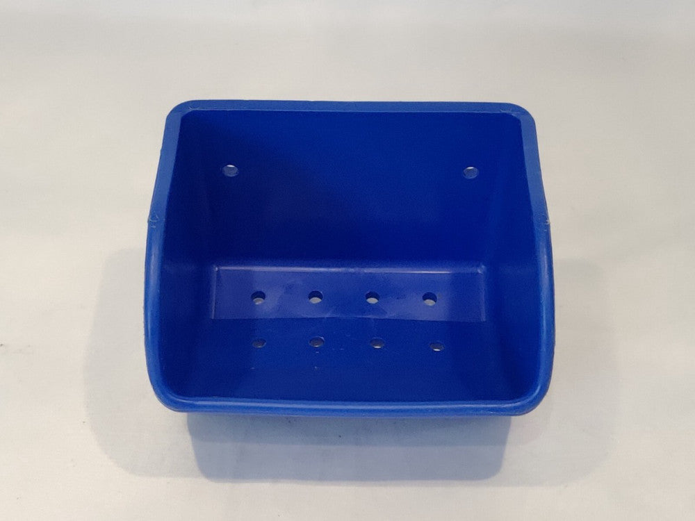 10pc Tapco 6" x 5" CCHD HDPE Heavy Duty Elevator Bucket, Vented, Blue, Used