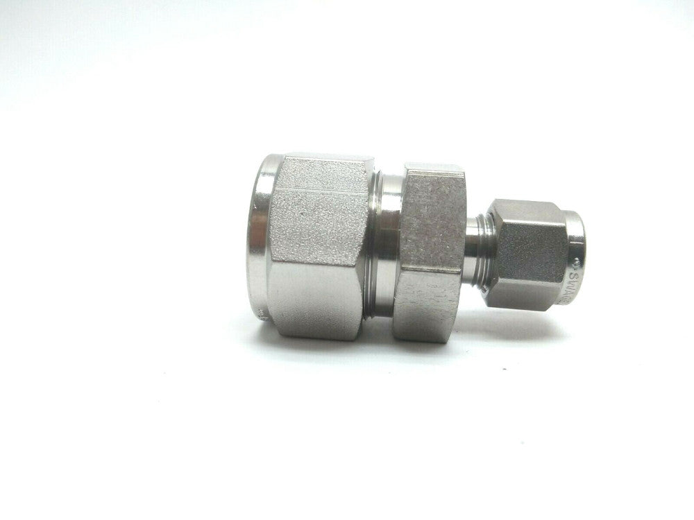 Swagelok SS-1210-6-5BT Reducing Union Tube Fitting 3/4 INCH x 5/16 INCH