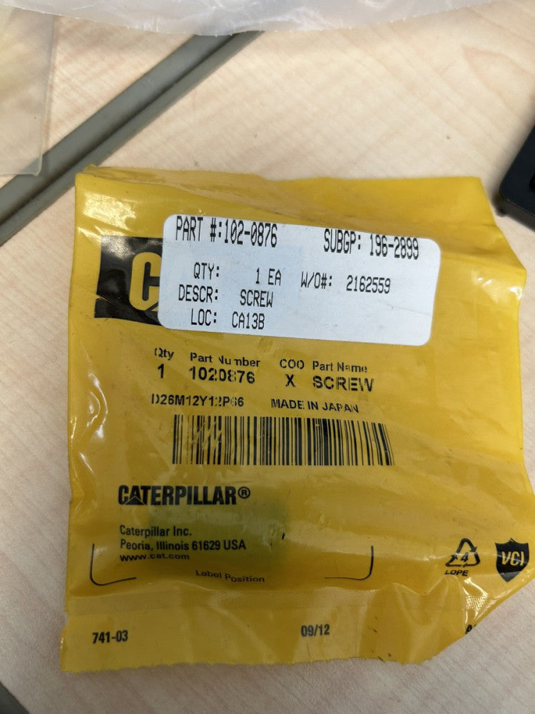 NEW OEM CATERPILLAR 102-0876: SCREW – SPMX SOLUCIONES INDUSTRIALES