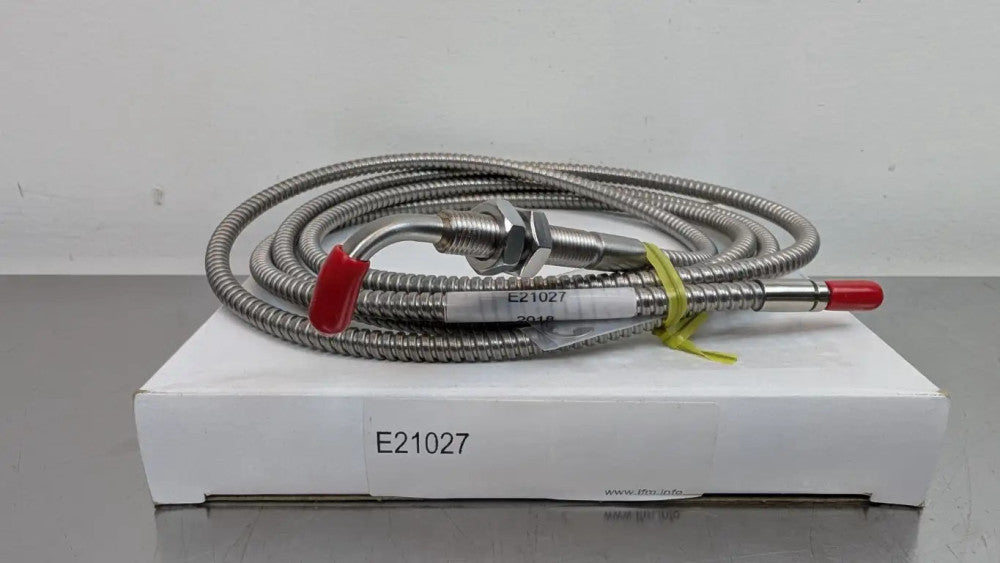 IFM Efector E21027 Fiber Optic Cable x 6' Long 90°