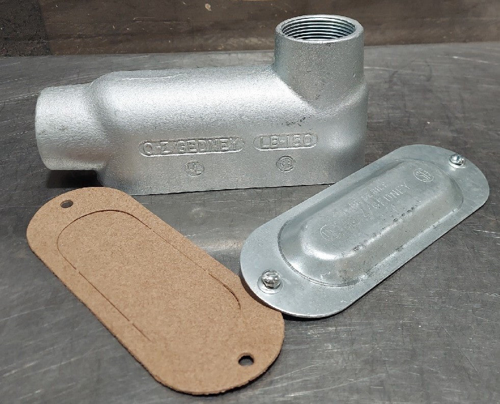 O-Z/GEDNEY LB-150 1-1/2" Malleable Iron Zinc Plated Conduit Body w/Gasket