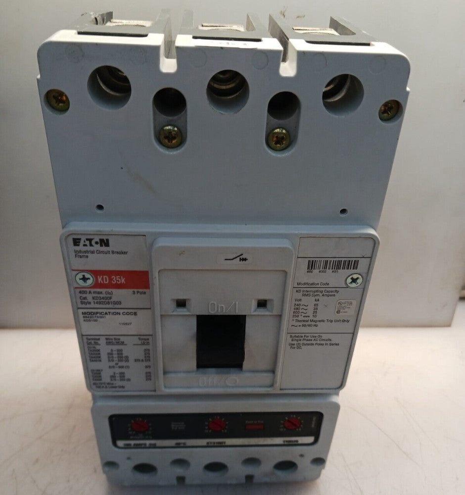 NEW EATON KD3400F 400 AMP CIRCUIT BREAKER 3 POLE 600V 100 AMP TRIP KT3100T *FLAW