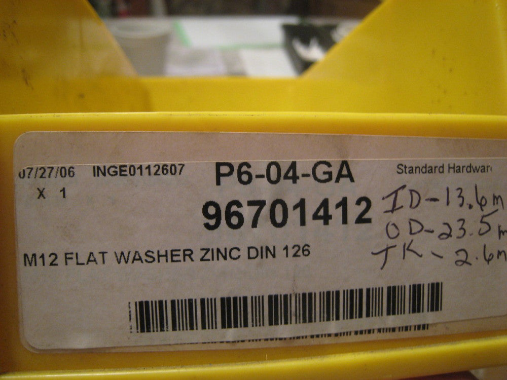 100   M12  12mm Washers Silver  Zinc plated ID 13.6mm OD 23.5mm Thickness 2.6