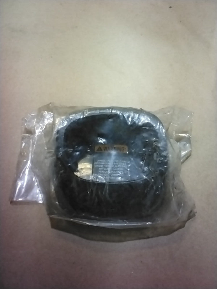 Motorola Charger Base RPN4035A Class 2 Battery Charger *No AC Adapter *