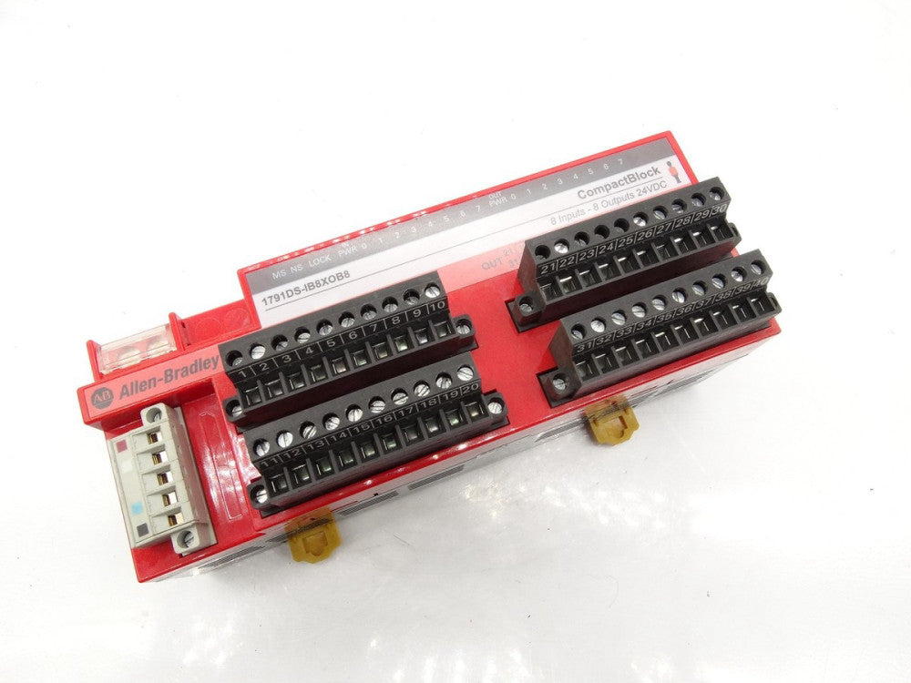 ALLEN BRADLEY 1791DS-IB8XOB8 PLC MODULE