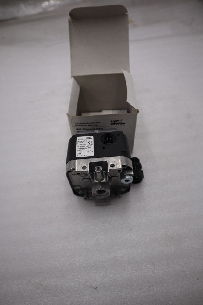 NEW KROM SCHRODER DG10U-3N 84447315 GAS PRESSURE SWITCH STOCK H625A