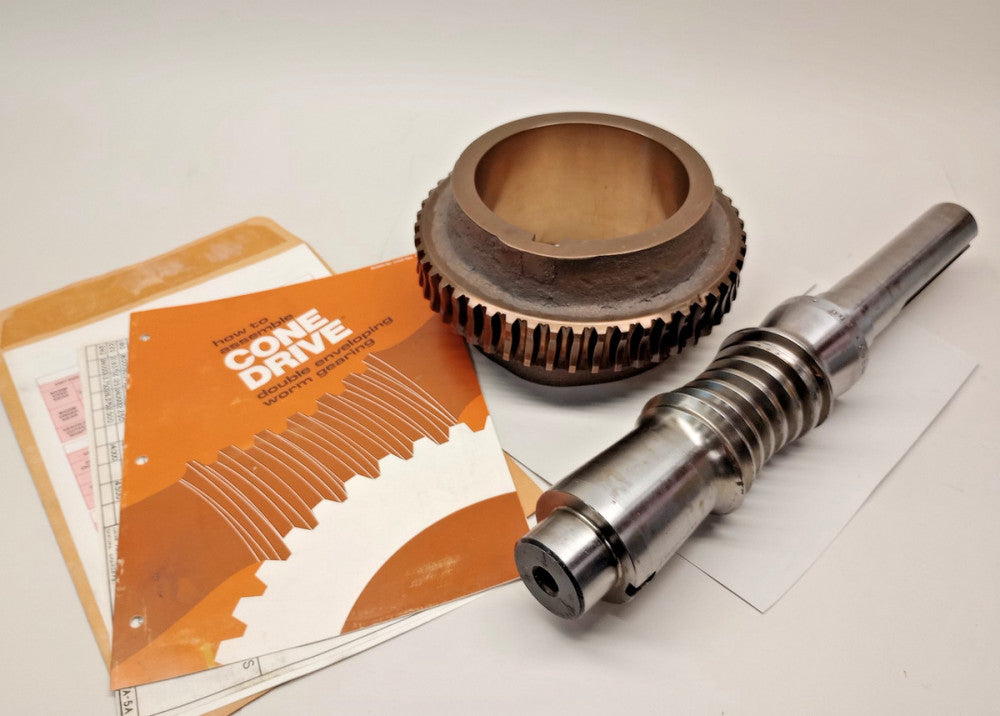 Cone Drive 7550C-200/S300 Worm Gear Set 50-S300-50 Brass and 7500C-200 Shaft