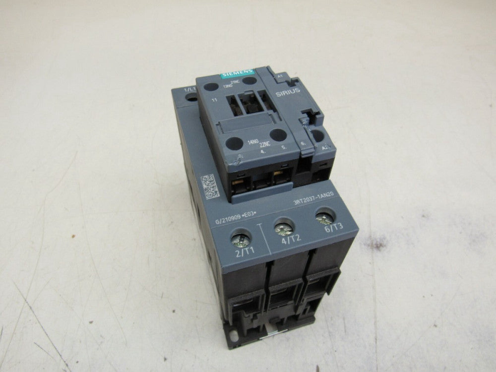 SIEMENS SIRIUS CONTACTOR 3RT2037-1AN20 65A XLNT USED TAKEOUT !! MAKE OFFER !!