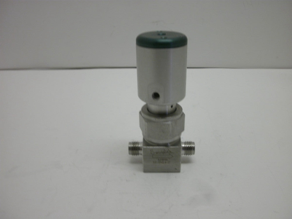 SWAGELOK SS-BNS4-O 424699 STAINLESS STEEL HIGH-PURITY BELLOWS-SEALED VALVE 1/4"
