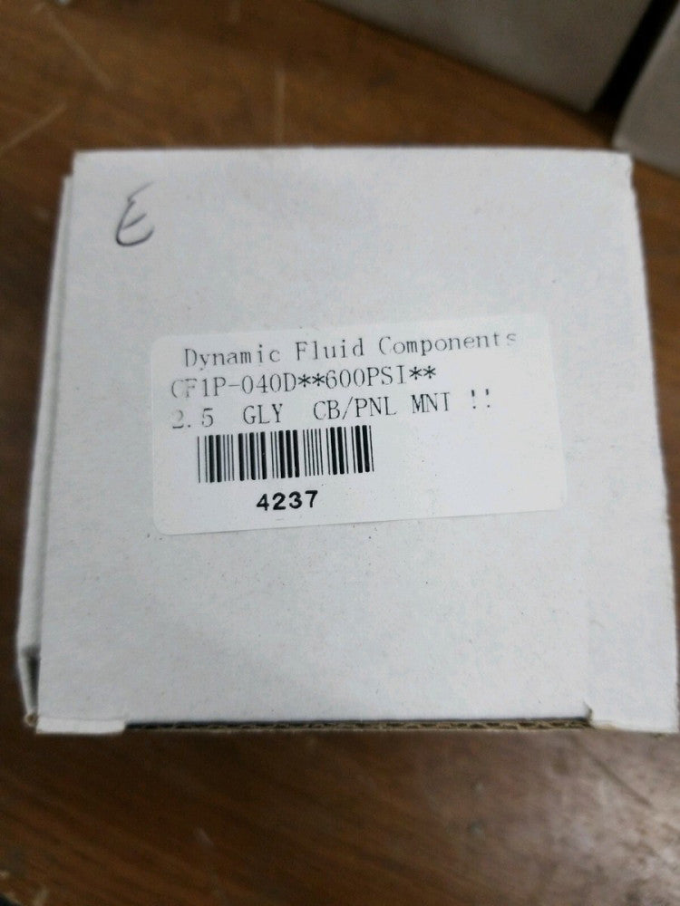 *NEW* Dynamic Fluid Components CF1P-040D 30 PSI Gauge 2.5"