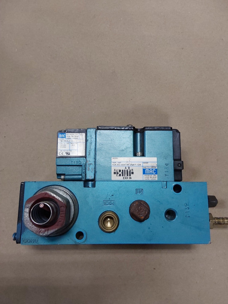 MAC TM-DAAJ-1DA Pneumatic Solenoid Valve WITH BLOCK 82A-OA-BKA