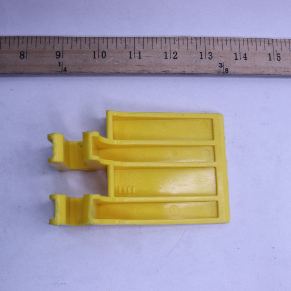 Flexco Center Segment Gaps From 3"-10" Yellow 4" Length 56613