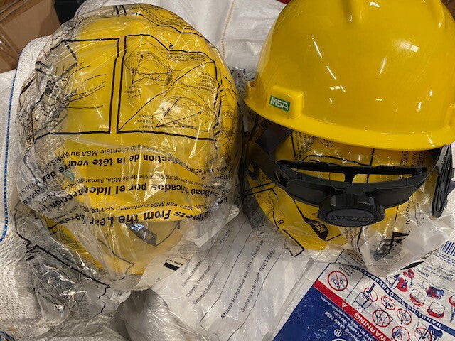 (Lot of 4) MSA 475360 V-Gard Hard Hat, Front Brim, Fastrac, Yellow (NEW)