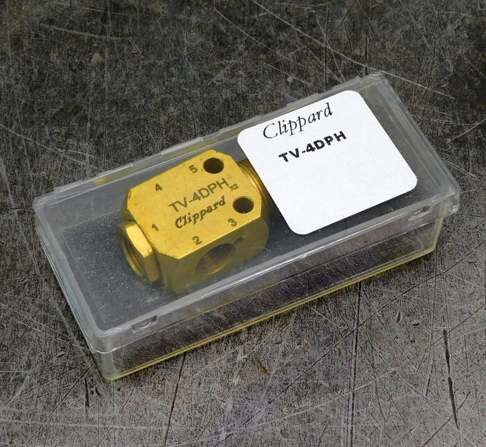 Clippard TV-4DPH 3 Position 4-Way Brass Toggle Valve 1/8" NPT