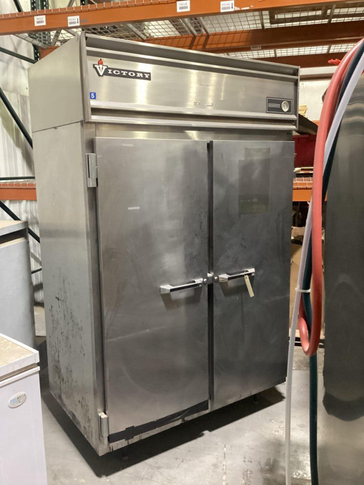 Victory RAA-2D-S7-SD 2 Door Reach In Refrigerator 115V 53" X 36" X 84"