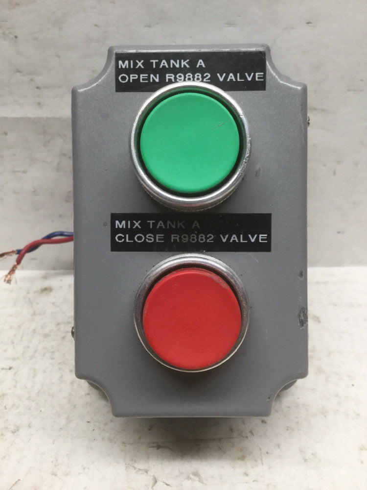 Hubbell Killark FXCS-0B4 Seal X Series Factory Sealed Control Station