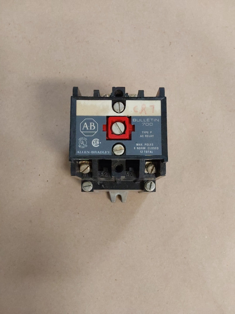 Allen Bradley Bulletin 700 Type P 700-P200A4 AC Relay Preowned