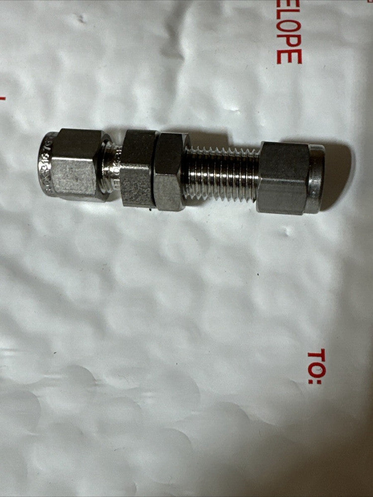 New Swagelok Stainless Steel Bulkhead Union, 1/4" OD Tube, SS-400-61