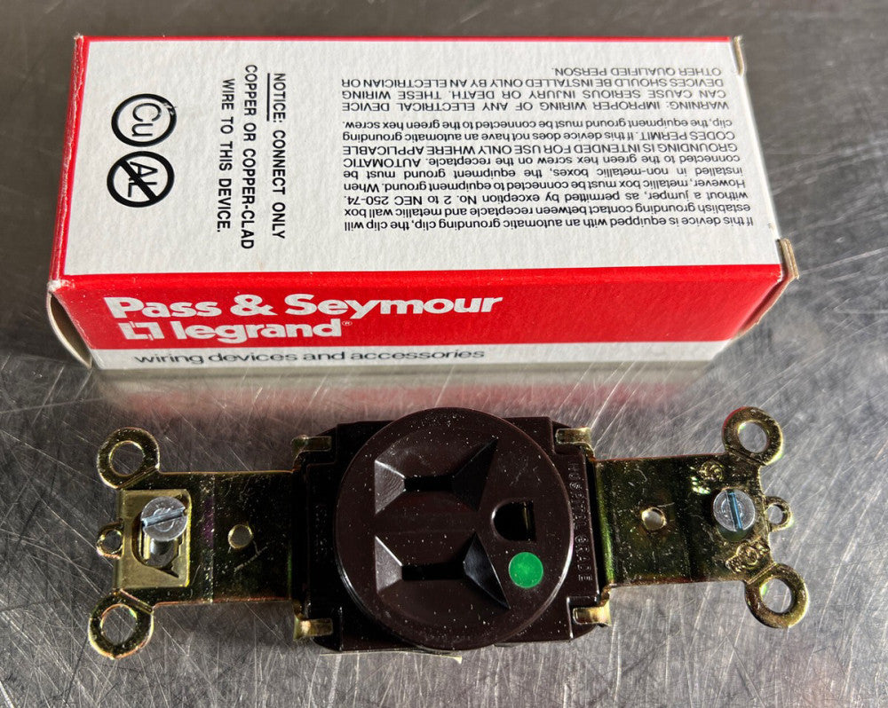 LEGRAND 9201-HG Nos Surplus Single Receptacle 15A, 125V