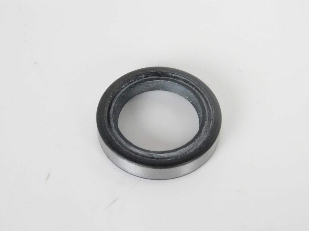 0.875" Oil Seal 8690-63447 - NEW Surplus!