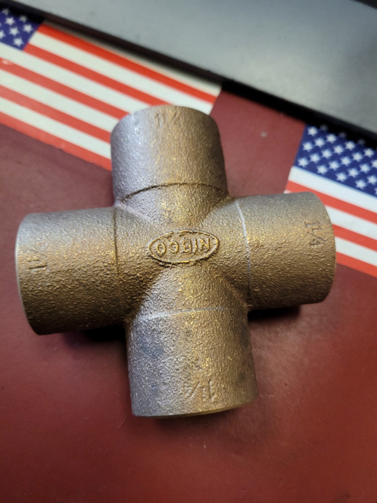 NEW NIBCO 735  1-1/4" Cast Copper Pipe Cross, C X C X C X C  ( S1-C213)
