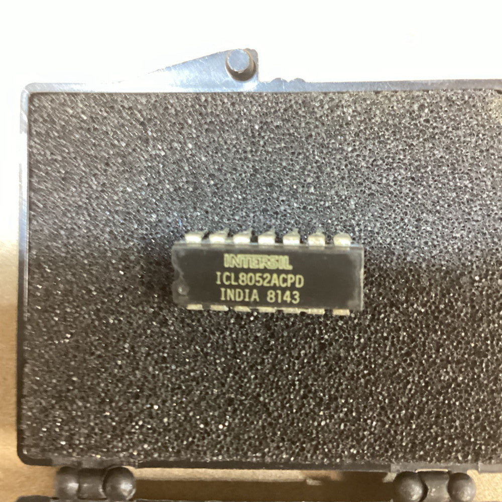 INTERSIL ICL8052ACPD DIP-14 14-Bit/16-Bit Microprocessor-