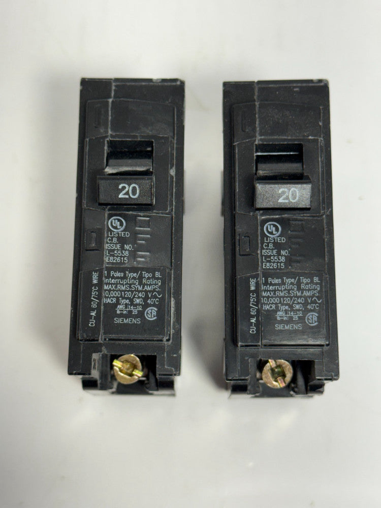 (Lot of 2) Siemens B120 20 Amp Single Pole Circuit Breaker