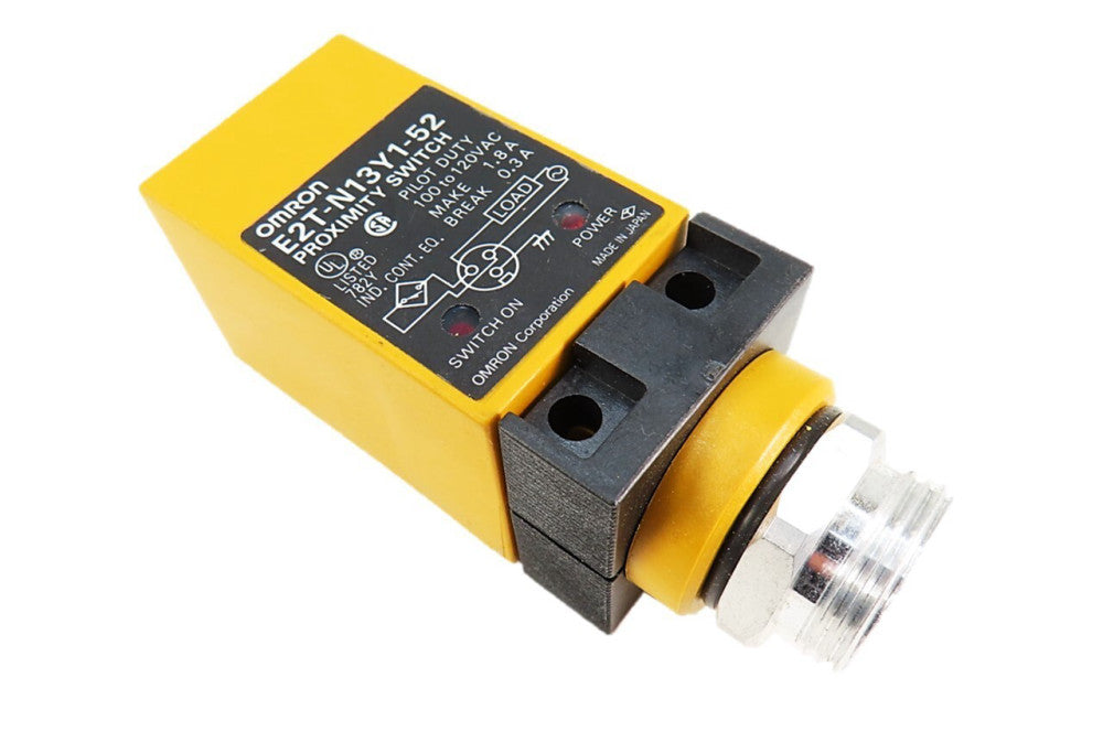 OMRON  E2T-N13Y1-52  Pilot Duty Proximity Switch  100-120VAC  NEW NO BOX