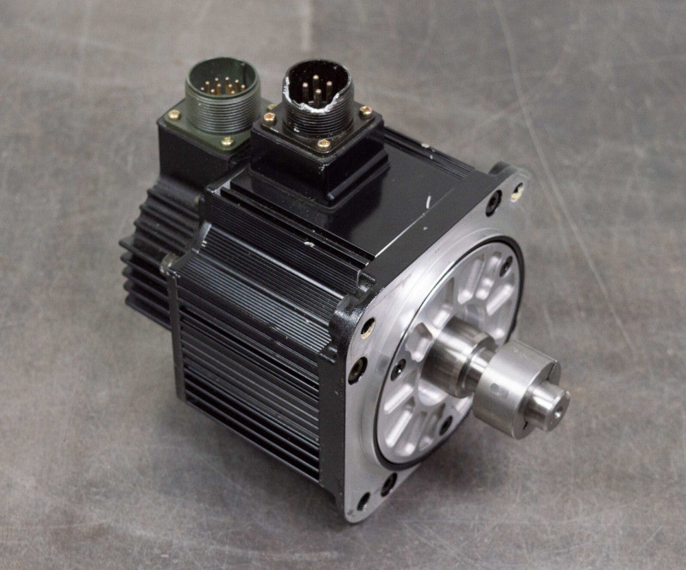 Yaskawa SGMGH-05DCA61 AC Servo Drive Motor 450W 1500 RPM 400 V