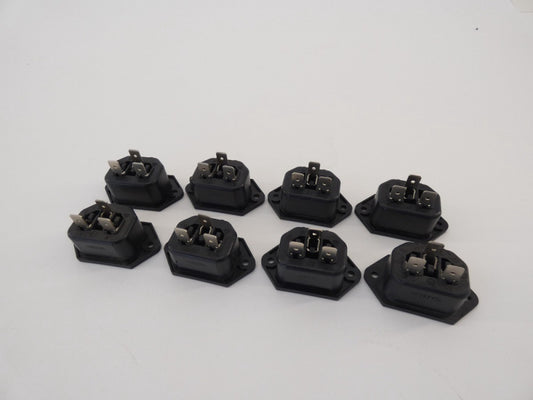 *Lot of 8* Female Socket 15A 250V - NEW Surplus!