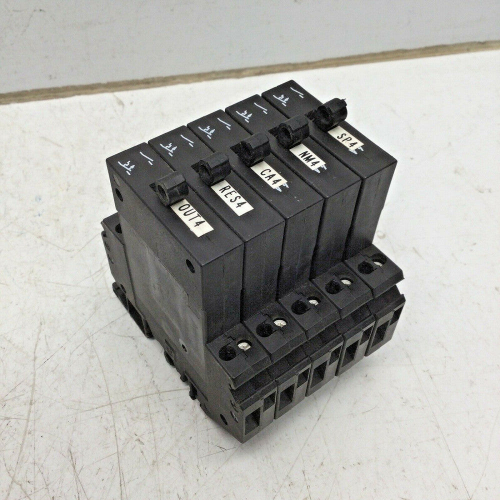 PHOENIX CONTACT TMC-1-F1-100-4A 4 A THERMOMAGNETIC CIRCUIT BREAKER DIN RAIL (5PK