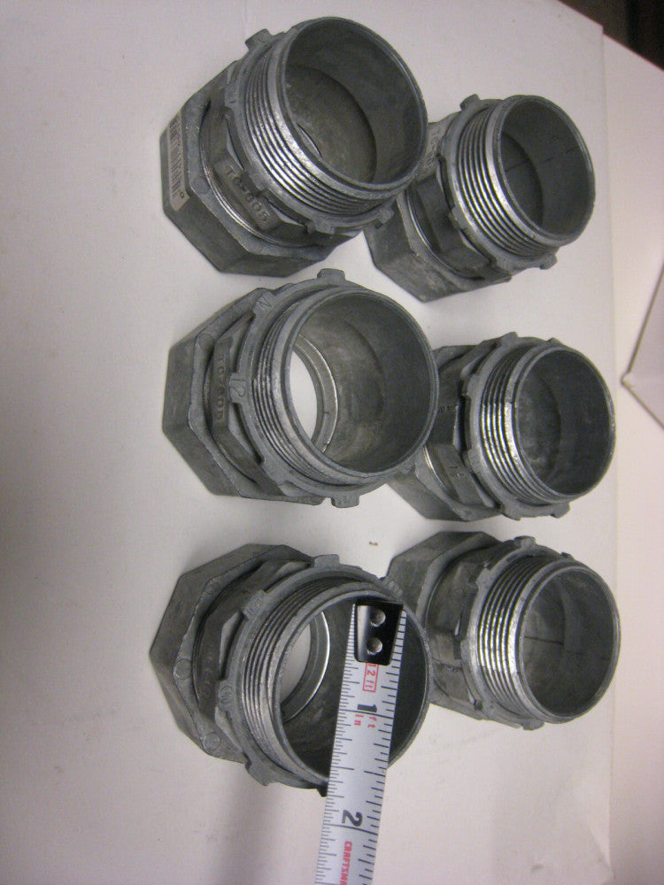 6 yes 6 --Halex 1-1/2 In. Compression EMT Conduit Connector to Box   