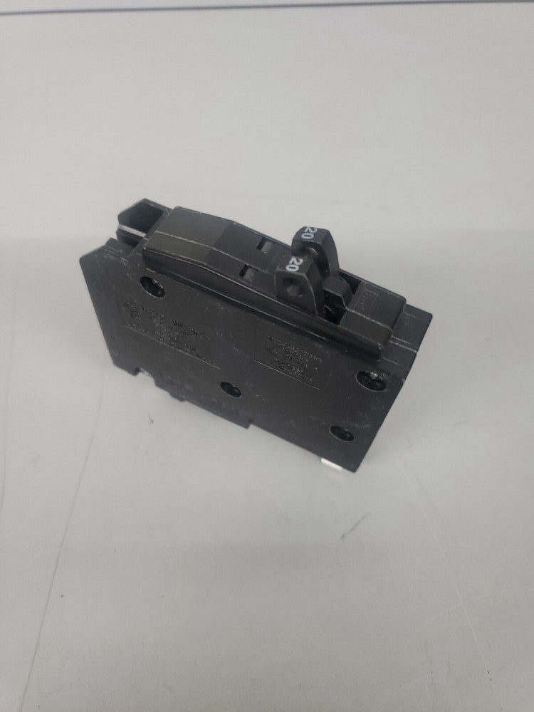 New! Square D QOT2020 20A 120/240 VAC Tandem Circuit Breaker W# w Hook