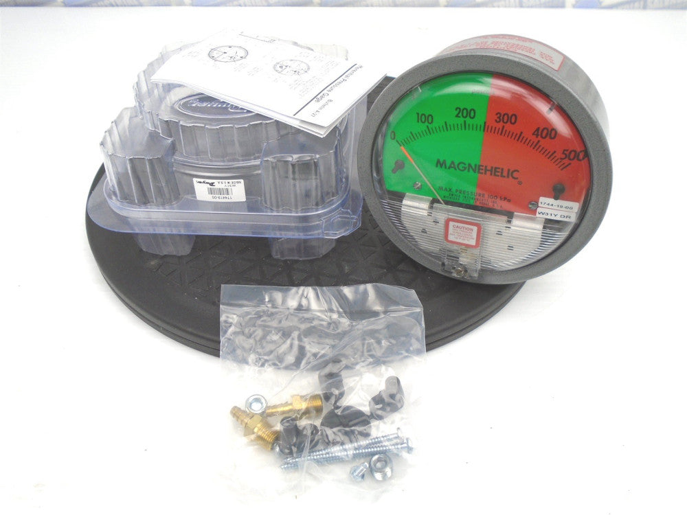  DWYER MAGNEHELIC 174419-00 Red & Green Gauge 0-500 pascals 100 kPa/15 PSIG MAX