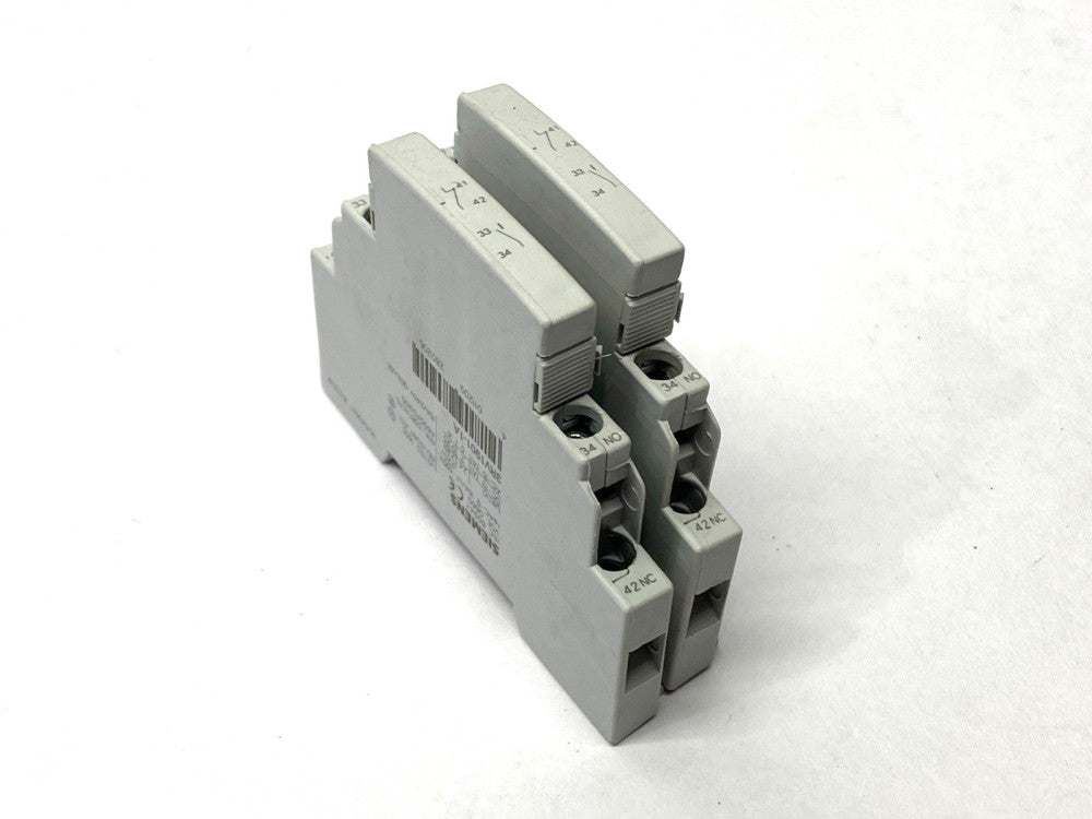 Siemens 3RV1901-1A Auxiliary Switch LOT OF 2