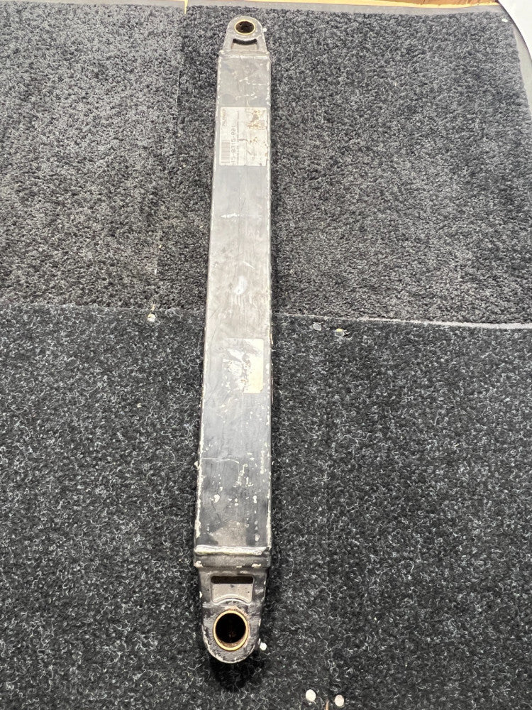 Palfinger 15-0315-001 Parallel Arm 800mm Cast Steel, Black