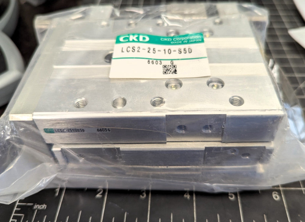 CKD Double Acting Twin Rod Cylinder LCS2-2510S5D (STR2) NEW [A4BA]