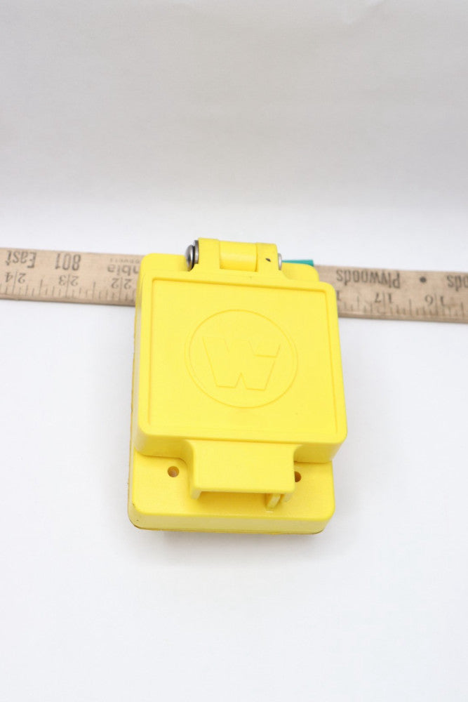 Woodhead Watertight Flip Lid 20A 3W 50-1462