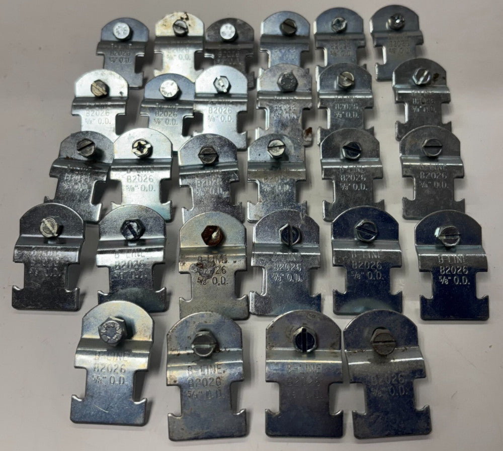 B-LINE CONDUIT/PIPE CLAMPS B2026SS4 SIZE 5/8" STAINLESS STEEL 304 LOT OF 28