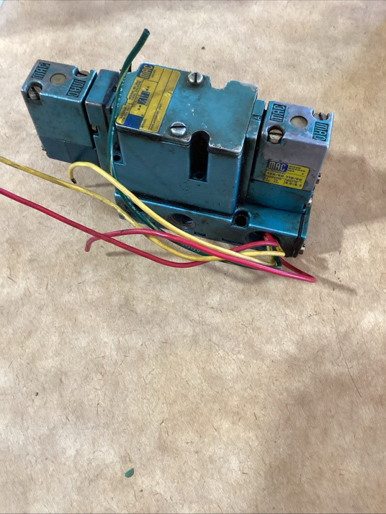 MAC Solenoid Valve 6221A111 PM-111DA With Base 110/120V -used