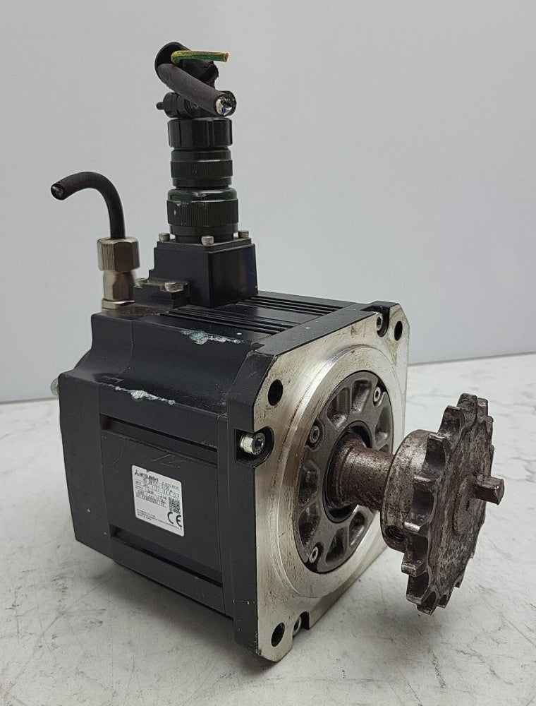 Mitsubishi HG-SN152J-S100 Ac Servo Motor Input 3Ac 112V 9.4A Output 1.5kW 