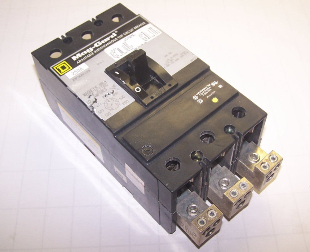 Square D 250 Amp Circuit Breaker W/ Adjustable Trip 600 VAC 3 Pole  KHP3625022M