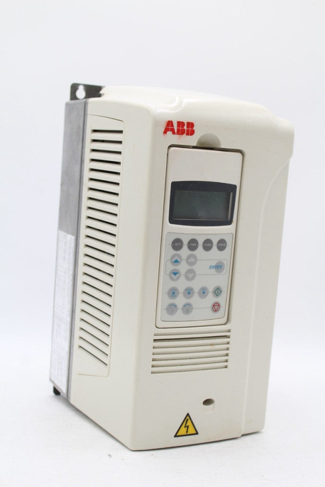 ABB ACS800-U1-0004-5+P901 3-Phase Wall Mounted AC Drive *Read