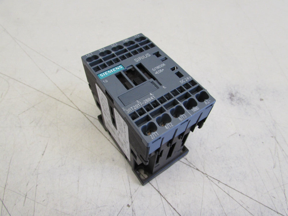 SIEMENS SIRIUS 3RT2017-2BB41 CONTACTOR 24VDC 12AMP EXCELLENT TAKEOUT MAKE OFFER